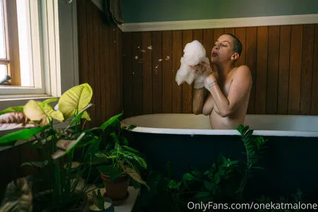 Onekatmalone / onekatpaw nude photo #0082
