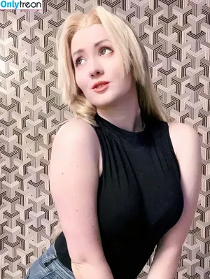 Oniksiya Sofinikum / AdamaeOniksiya / nuviponyali / oniksiya_sofinikum / sofinikum nude photo #1961