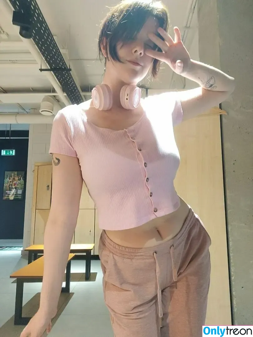Oniksiya Sofinikum nude photo #1694 (AdamaeOniksiya / nuviponyali / oniksiya_sofinikum / sofinikum)