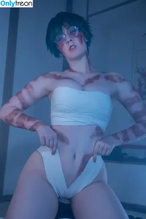 Oniksiya Sofinikum / AdamaeOniksiya / nuviponyali / oniksiya_sofinikum / sofinikum nude photo #2365