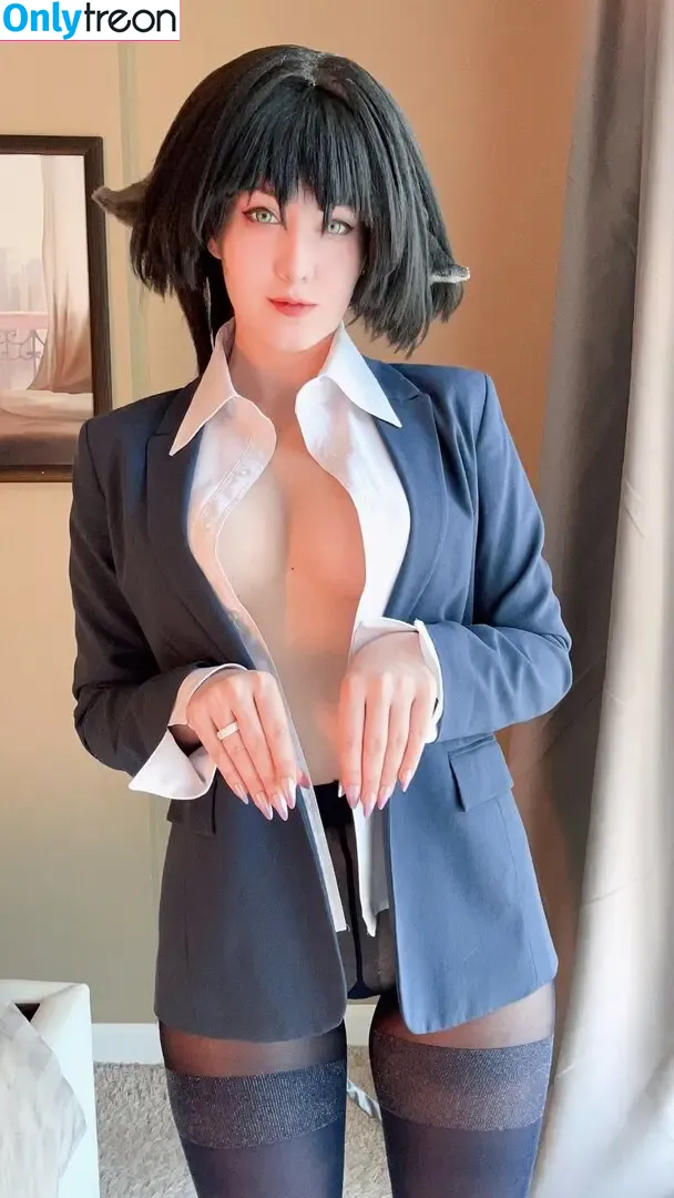 Oniksiya Sofinikum nude photo #2378 (AdamaeOniksiya / nuviponyali / oniksiya_sofinikum / sofinikum)