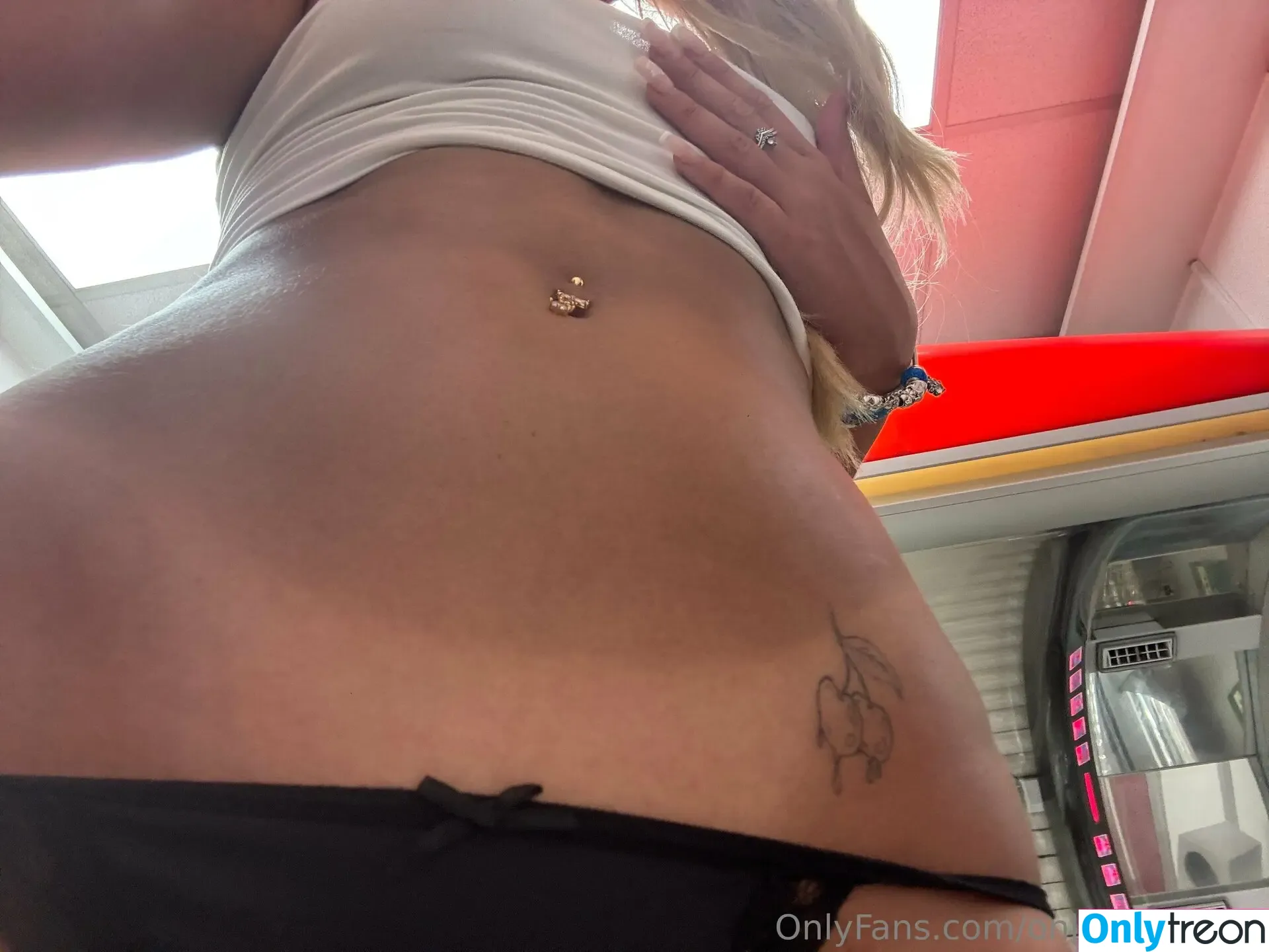 Only-Courtney голая photo #0049 (courtneysummers04 / courtneytailor)