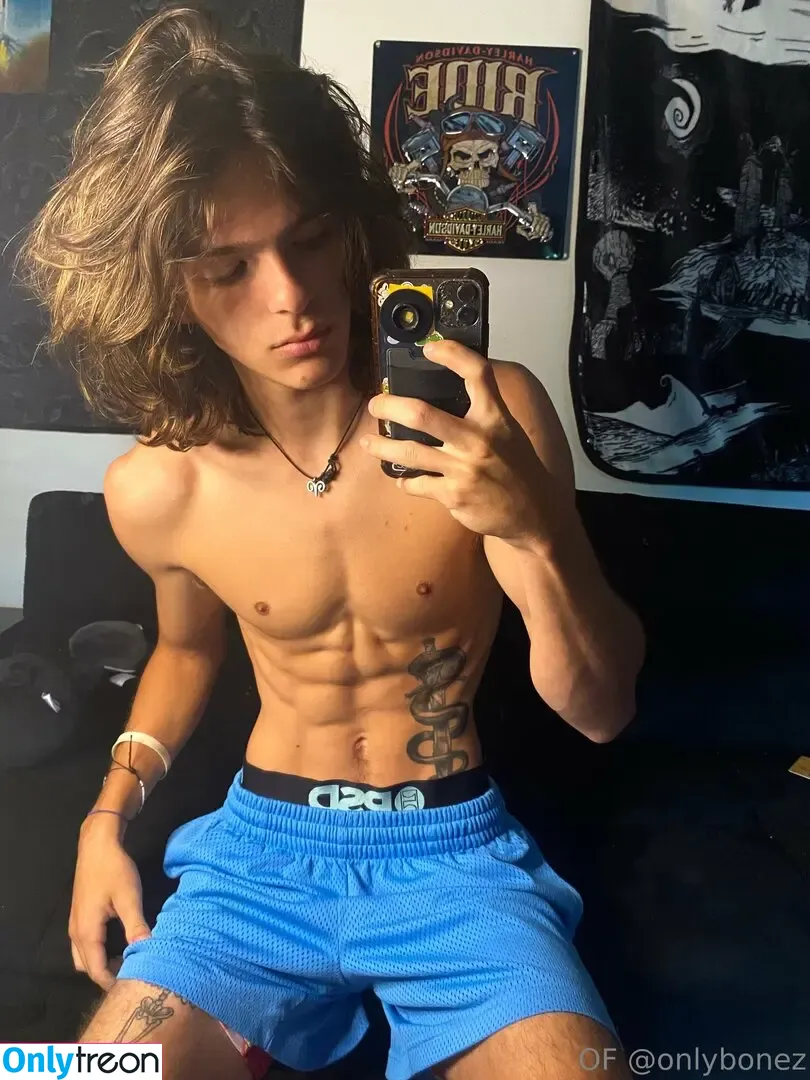 onlybonez nude photo #0014 (officialonlybones)