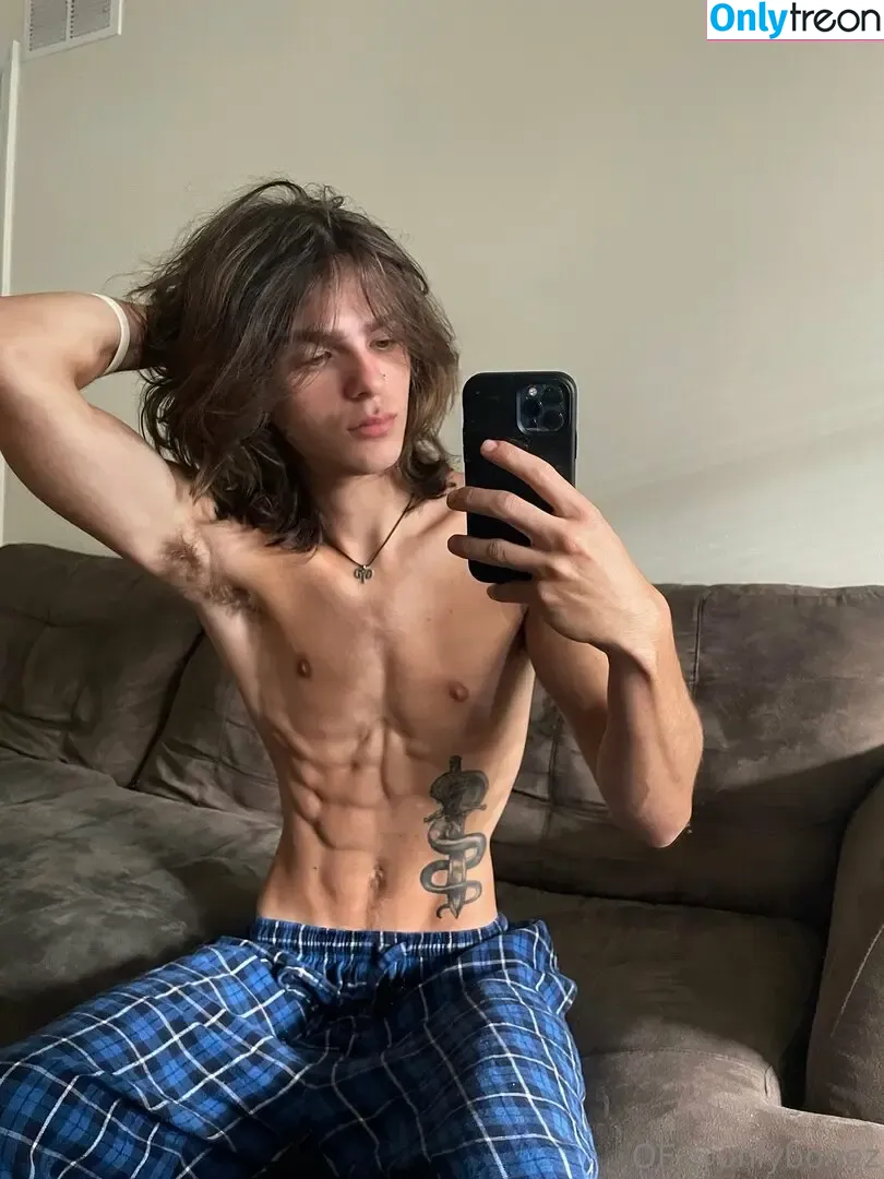 onlybonez nude photo #0028 (officialonlybones)