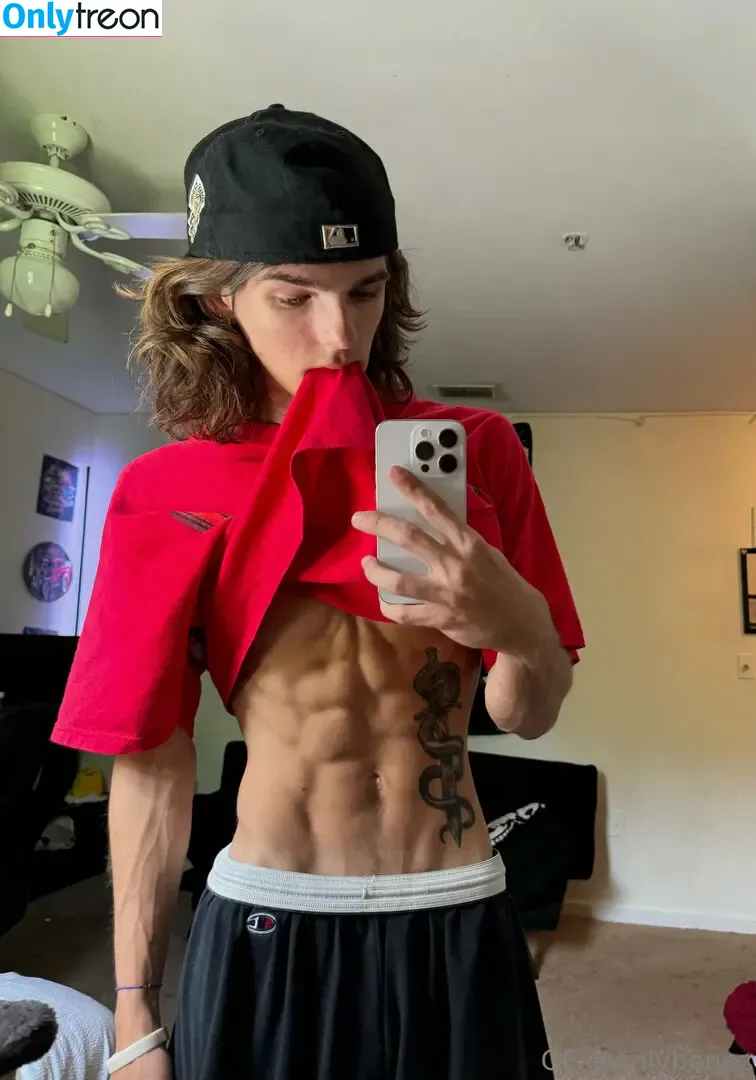 onlybonez nude photo #0029 (officialonlybones)