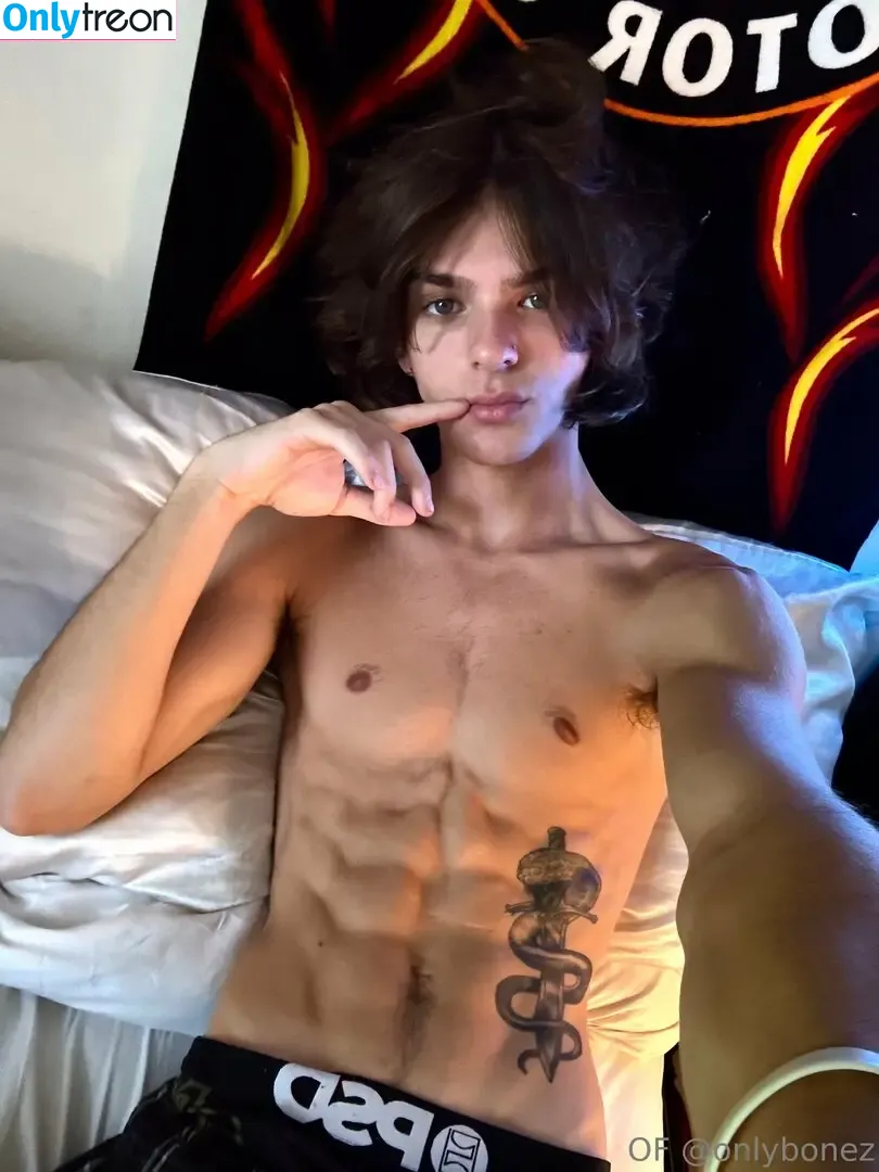 onlybonez nude photo #0036 (officialonlybones)