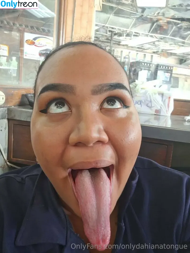onlydahianatongue nude photo #0001 (onlydahianatongue)