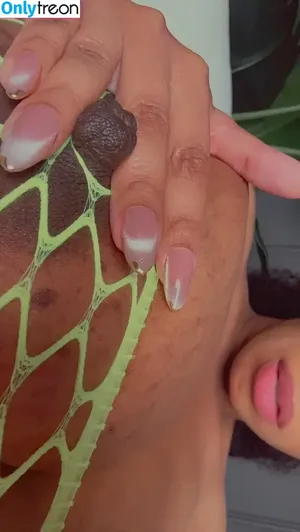 OnlyOneRhonda nude photo #0306