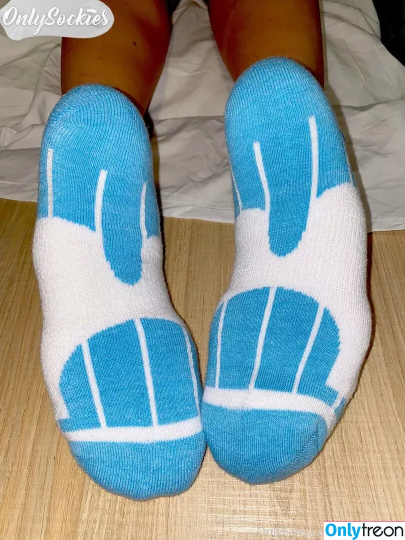 Onlysockies голая photo #0009 (Onlysockies)