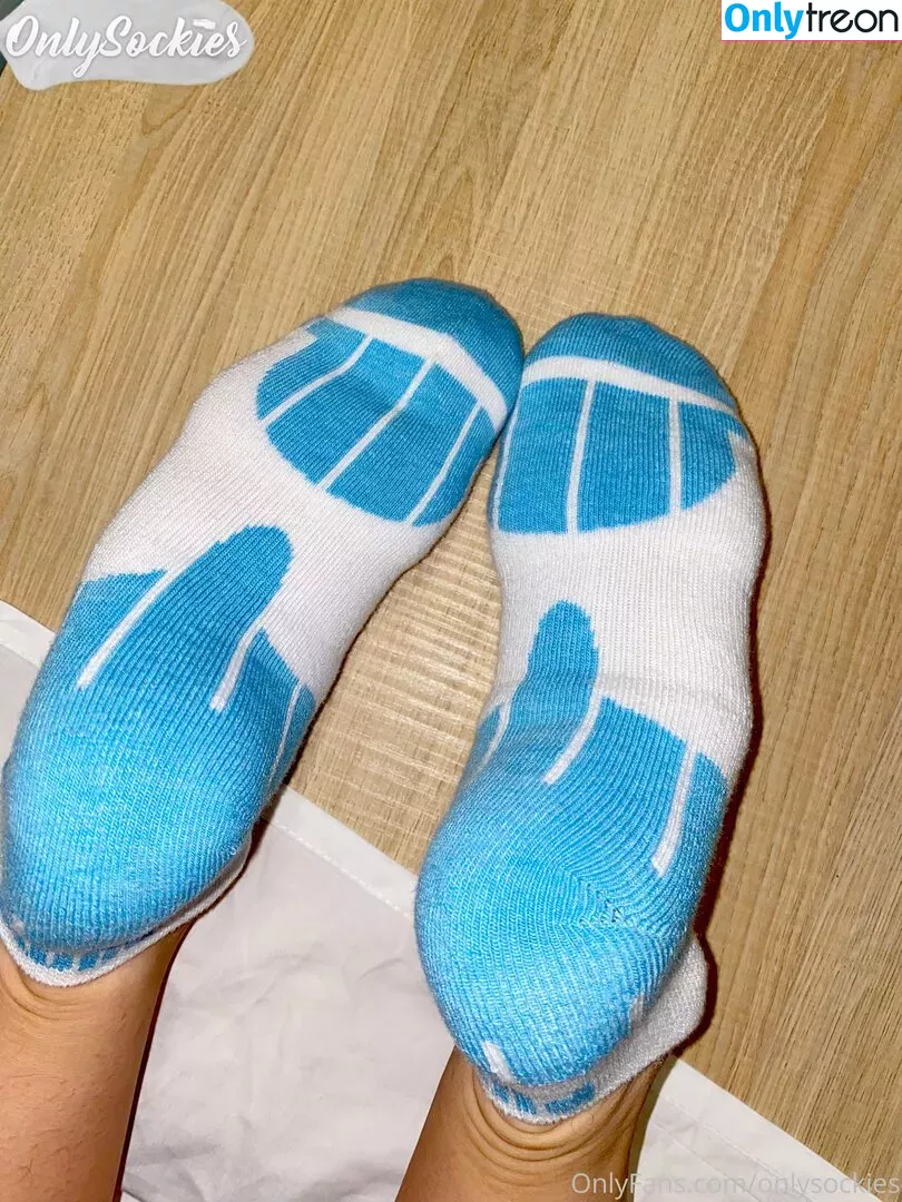 Onlysockies голая photo #0012 (Onlysockies)