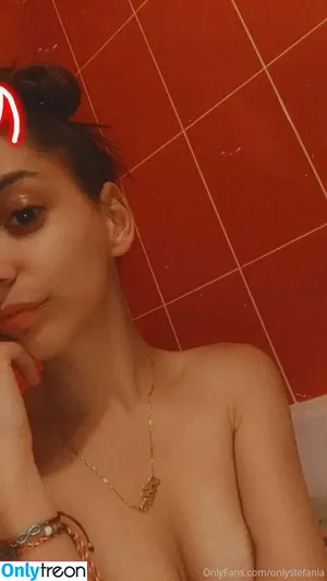  nude photo #0002