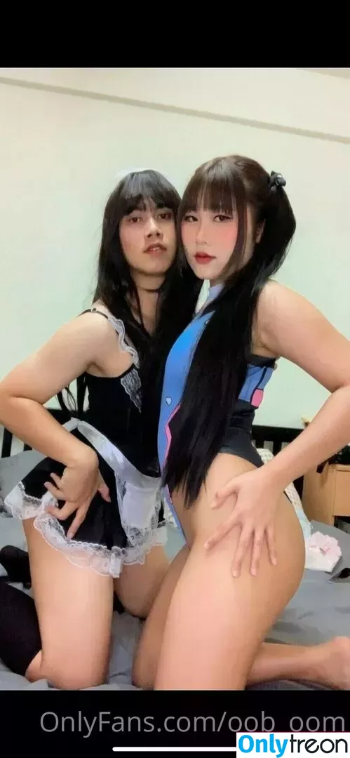 oob_oom nude photo #0063 (oob_oom7b)