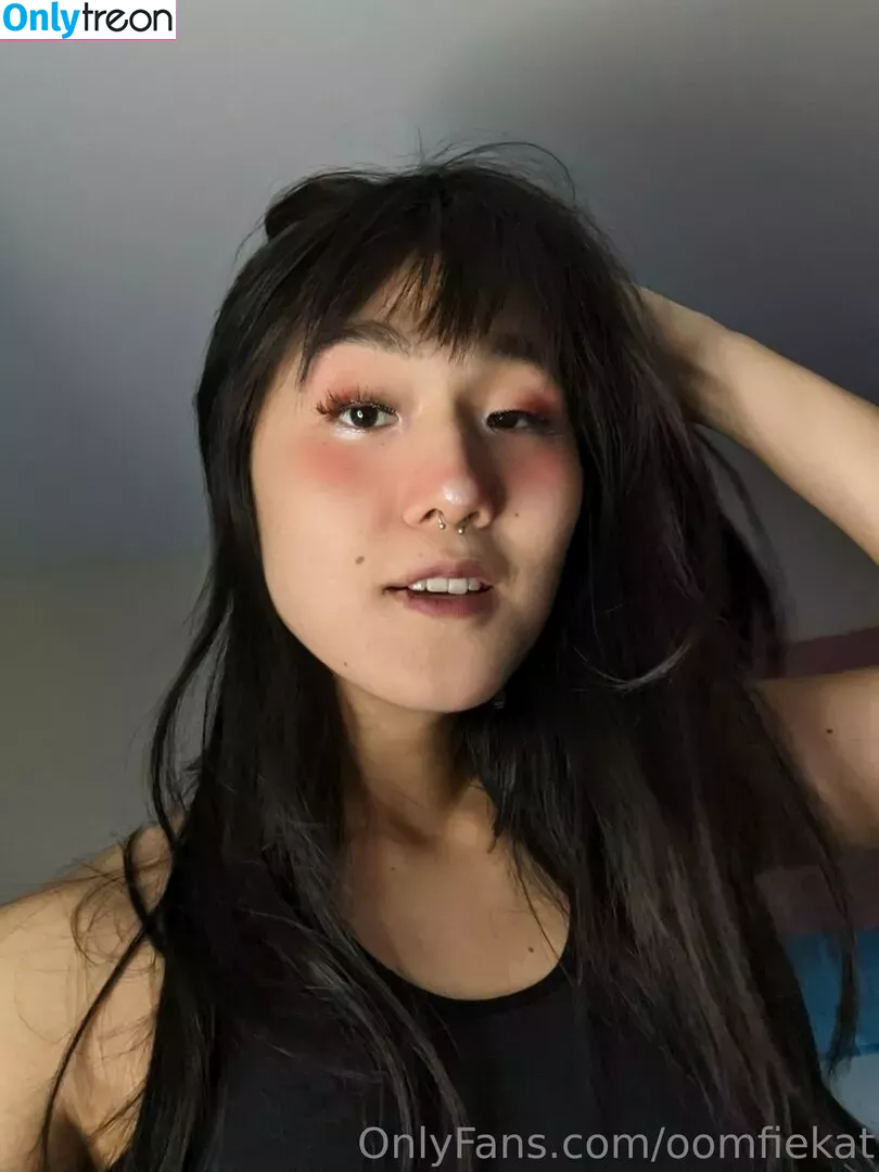oomfiekat nude photo #0044 (oomfiekat)