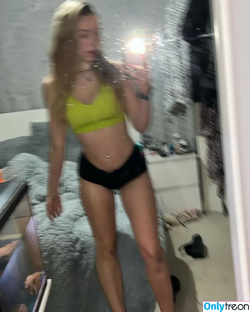 oonagh.kittie nude photo #0035 (oonagh.kittie)
