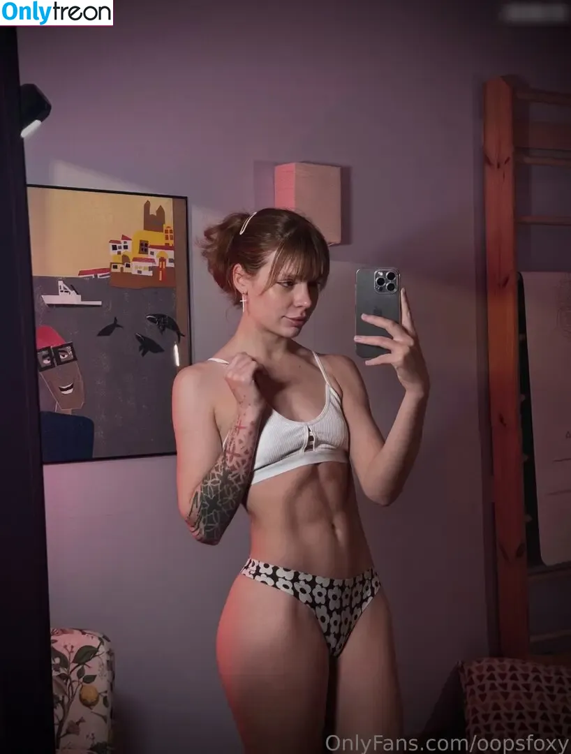 Oopsfoxy nude photo #0002 (Oopsfoxy)
