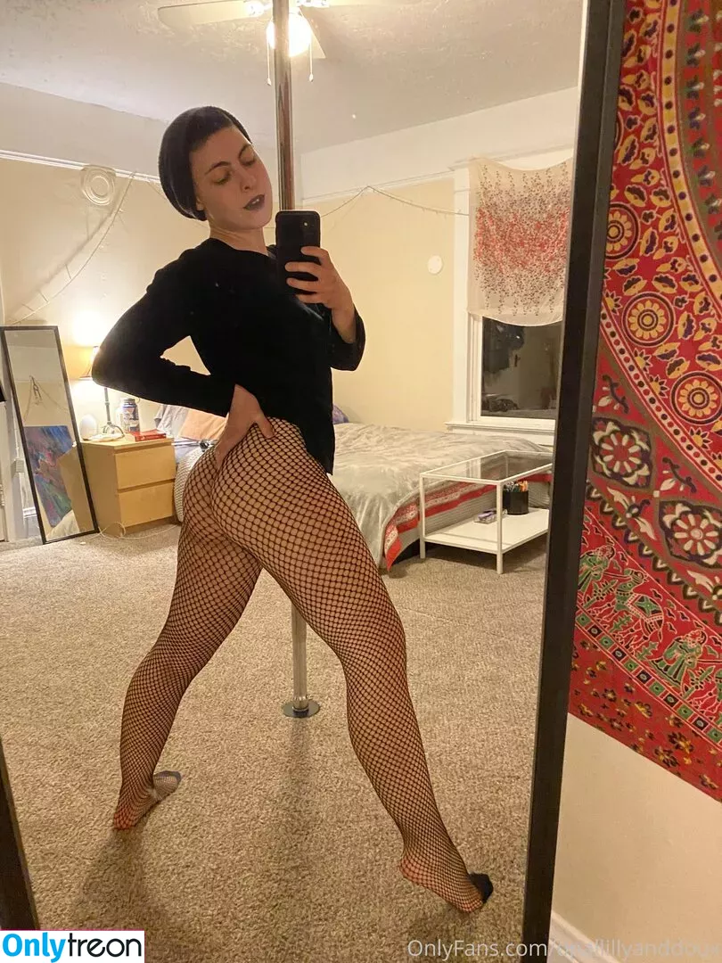 opal.lilly.onyx nude photo #0025 (opal.lilly.onyx)