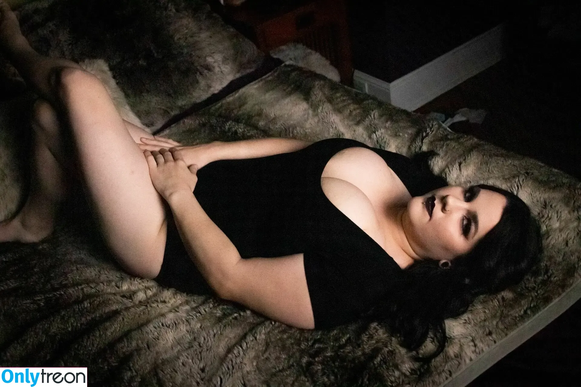 OpalCurves nude photo #0007 (OpalCurves)