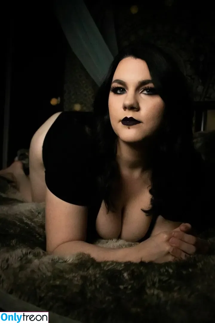 OpalCurves nude photo #0023 (OpalCurves)