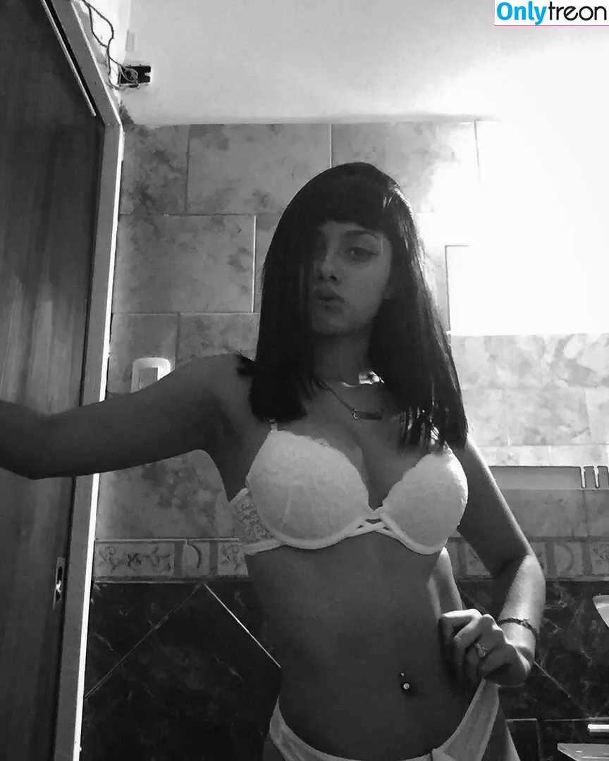 orianacoria nude photo #0041 (Oricoria93 / imorianacoria / oriana.coria / oricorazones)