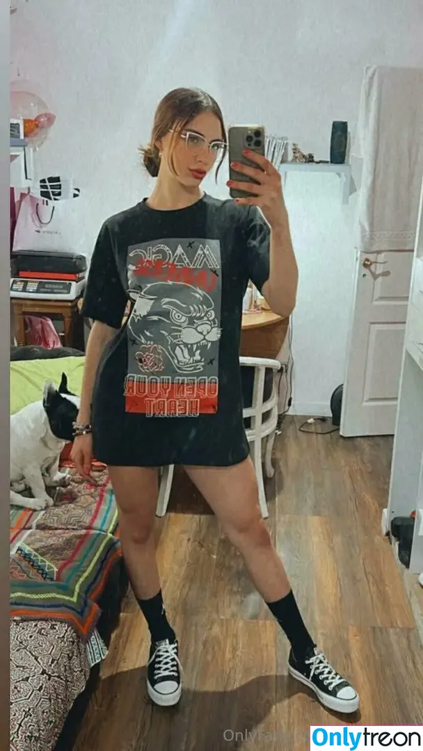 ornellaturri голая photo #0001 (orneeeeeella)