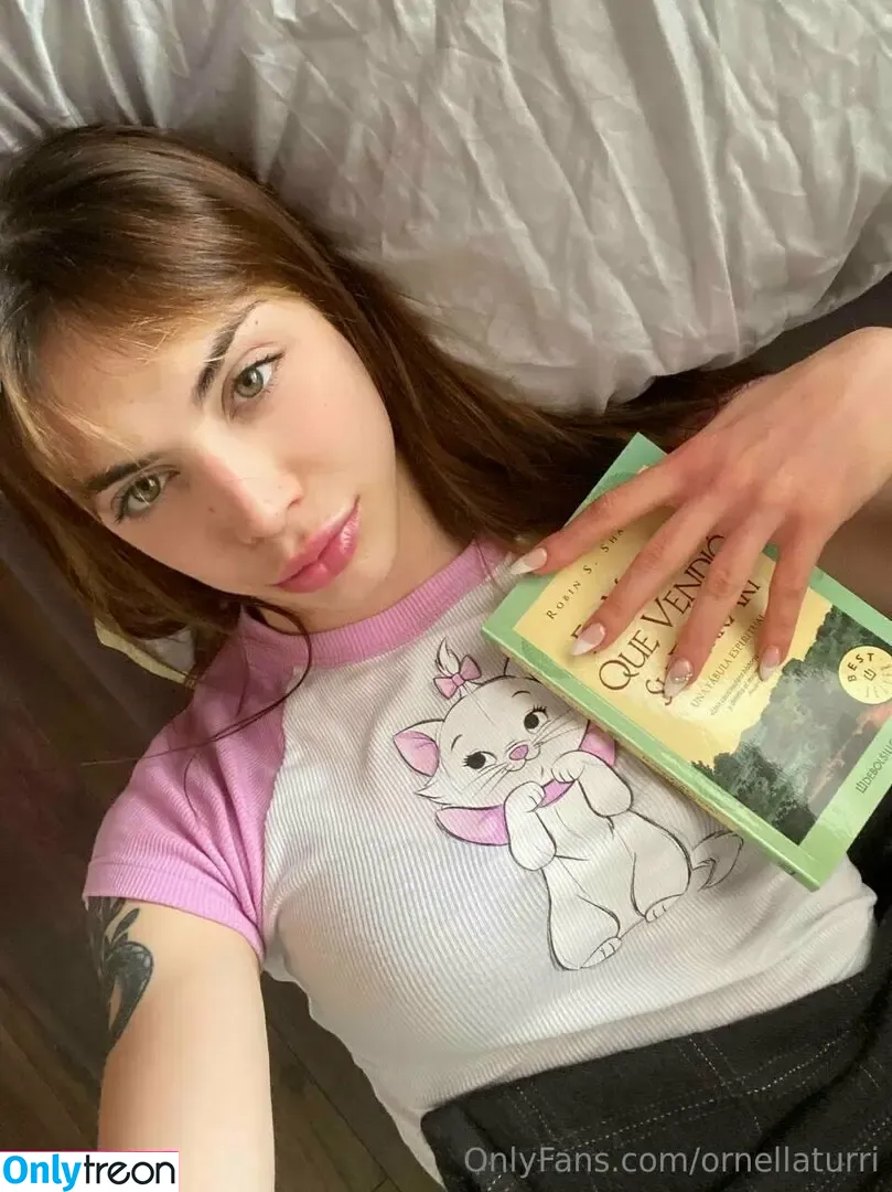 ornellaturri nude photo #0024 (orneeeeeella)