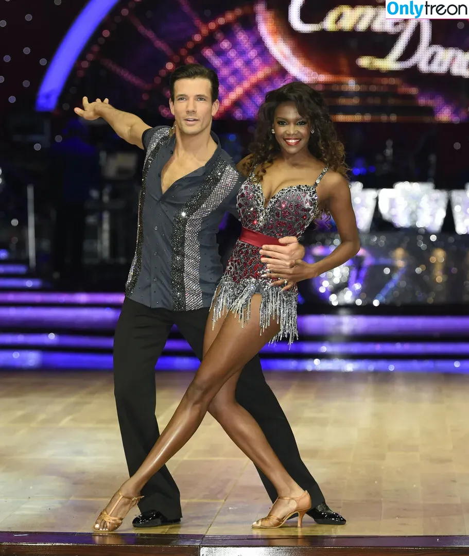 Oti Mabuse голая photo #0091 (otimabuse)