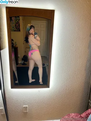 outofdabloo / bloooimaghost nude photo #0009