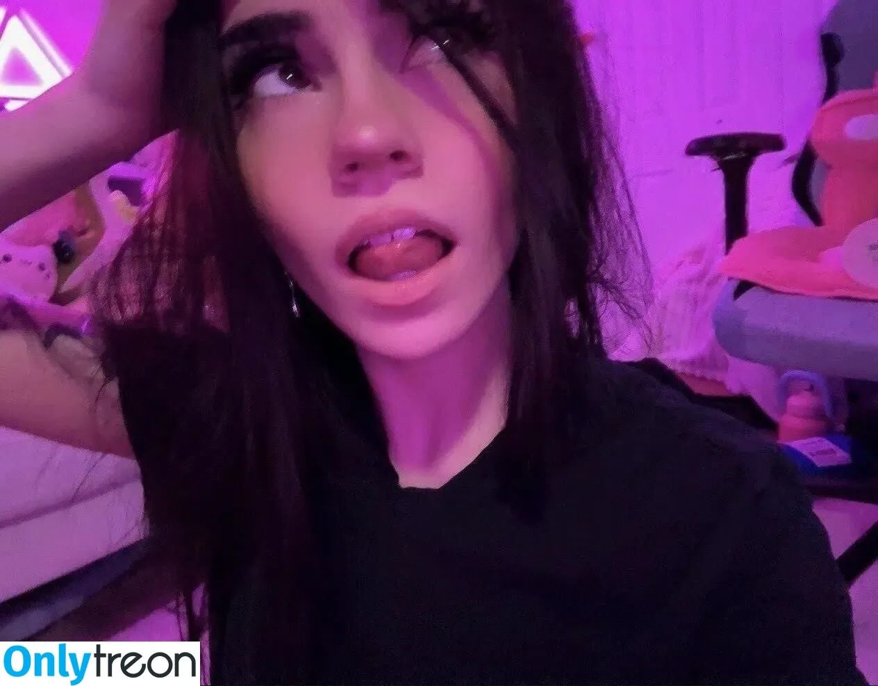 Oxythoughtin голая photo #0321 (Avivasofia / Misopacketbae)
