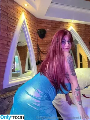 Oyesolosoydani / oye_solosoydani nude photo #0024
