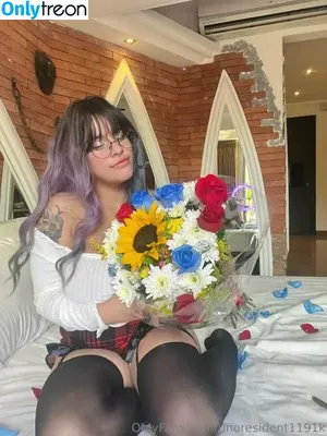 Oyesolosoydani / oye_solosoydani nude photo #0042