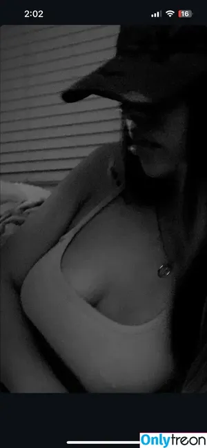 p1nk1mpala / natnoelani nude photo #0003