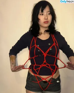 p6rvert / oggyuan / thepussyparty / yuyu nude photo #0041