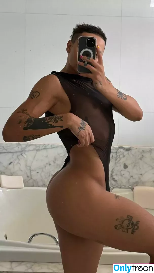 Pabllo Vittar nude photo #0138 (pabllovittar)