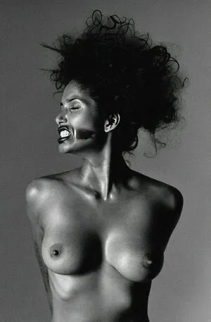 Padma Lakshmi / padmalakshmi nude photo #0074
