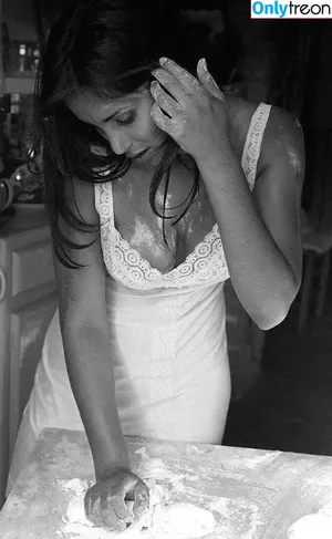 Padma Lakshmi / padmalakshmi nude photo #0246
