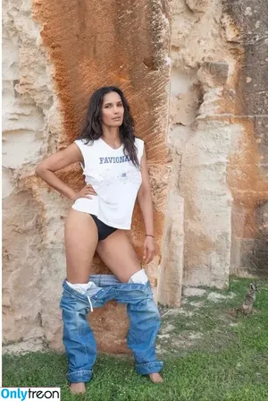 Padma Lakshmi / padmalakshmi nude photo #0373