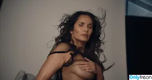 Padma Lakshmi / PadmaLakshmi nude photo #0484