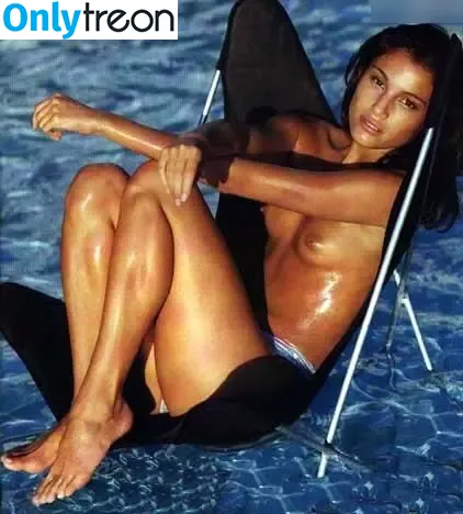 Padma Lakshmi nude photo #0347 (padmalakshmi)