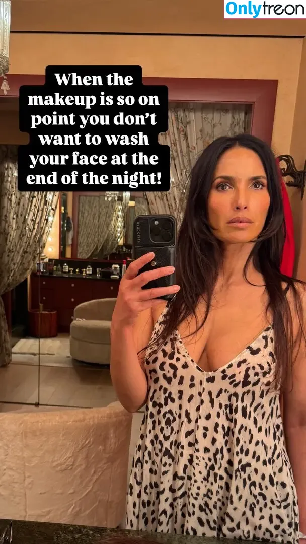 Padma Lakshmi голая photo #0443 (PadmaLakshmi)