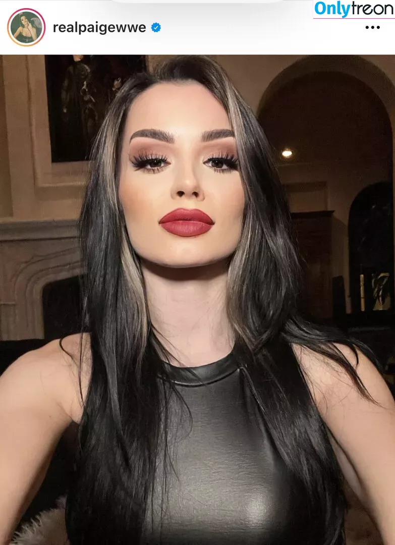 PaigeWWE голая photo #0043 (Saraya Bevis / realpaigewwe)