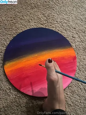 paintingwithtoes / paints_his_toes nude photo #0001