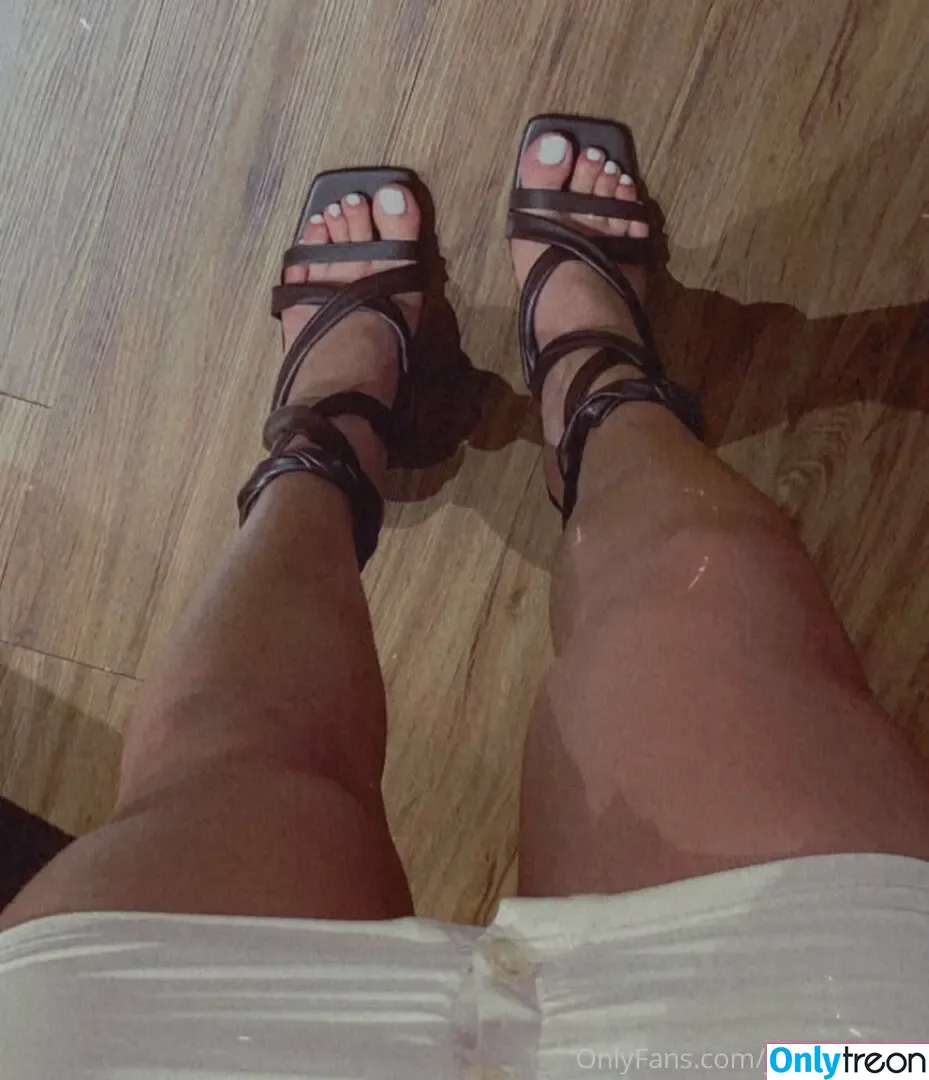 paintingwithtoes nude photo #0017 (paints_his_toes)