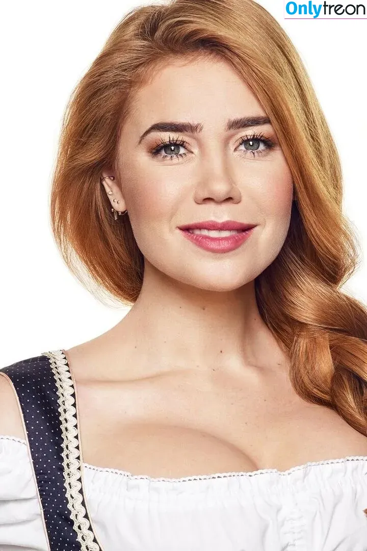 Palina Rojinski голая photo #0196 (German tv host / palinski)