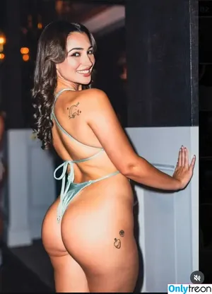 Paloma Silva / palomasiilvva nude photo #0001