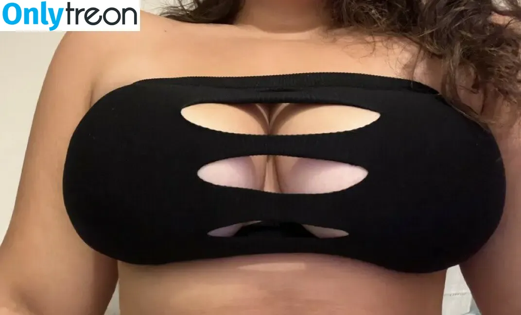 Paloma nude photo #0171 (p41oma / paloma_white / palomaanahir)