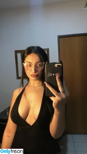 Palsiiiii / abru_tomlinson nude photo #0067