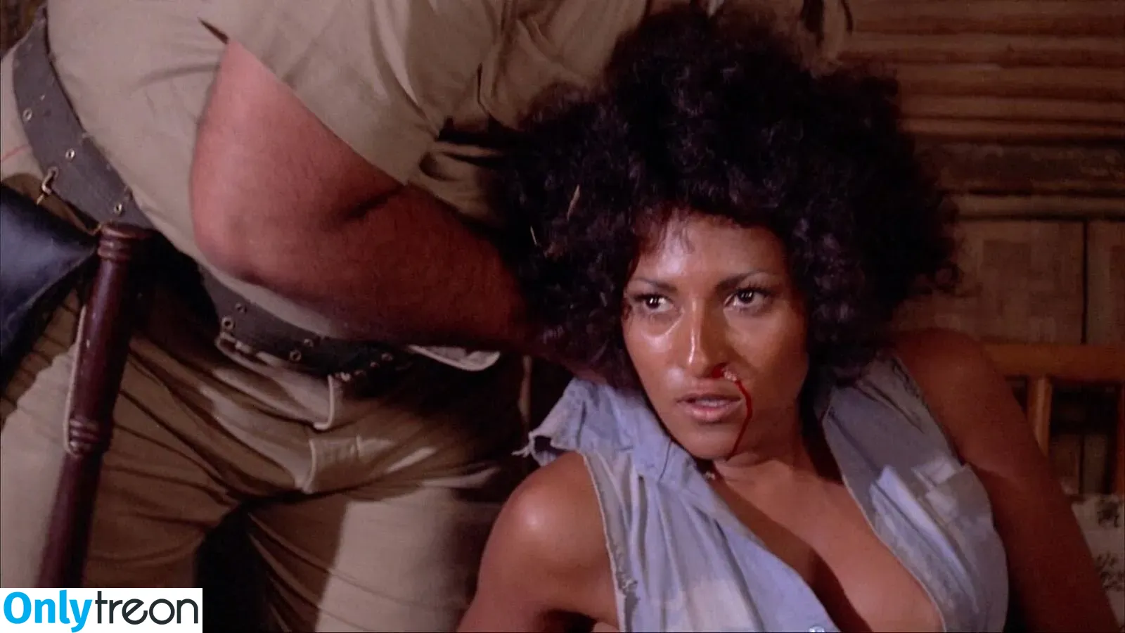 Pam Grier голая photo #0025 (fayejackson419 / pamrier)