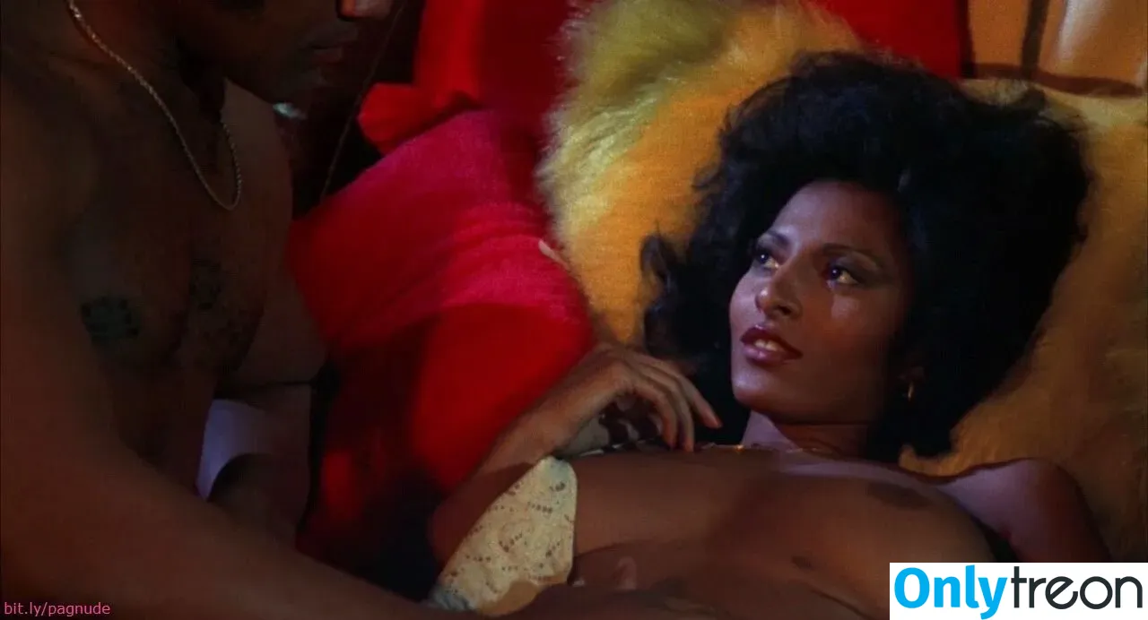 Pam Grier голая photo #0051 (fayejackson419 / pamrier)