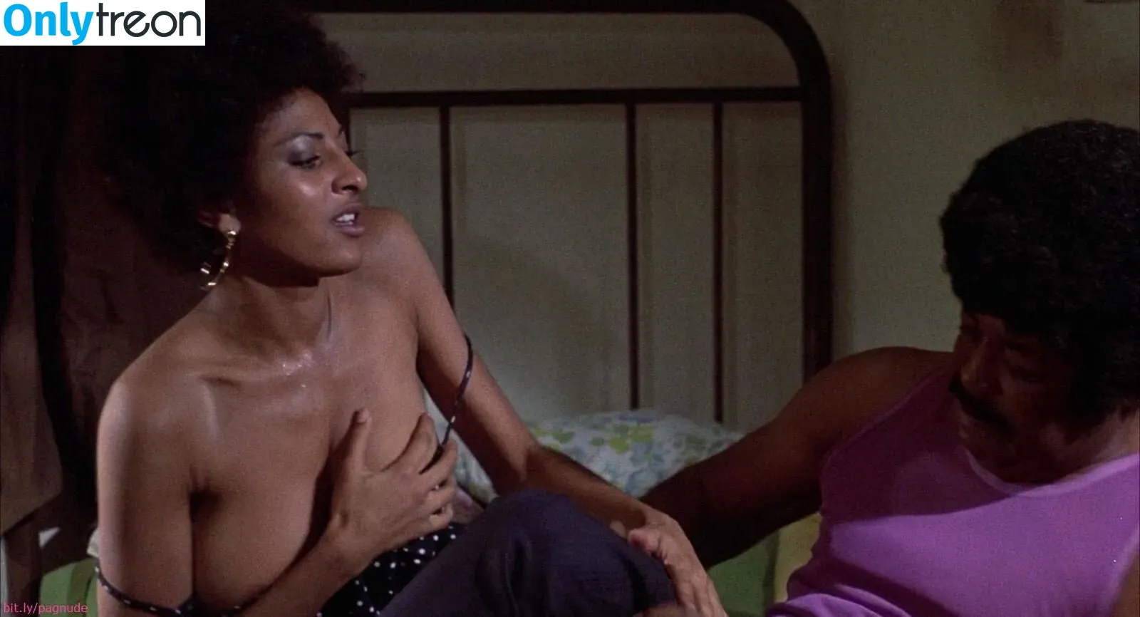 Pam Grier голая photo #0071 (fayejackson419 / pamrier)