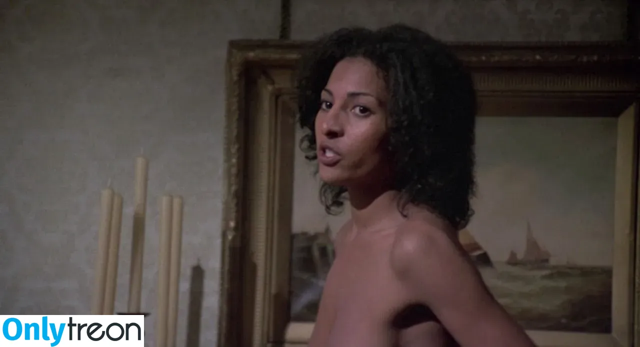 Pam Grier голая photo #0076 (fayejackson419 / pamrier)